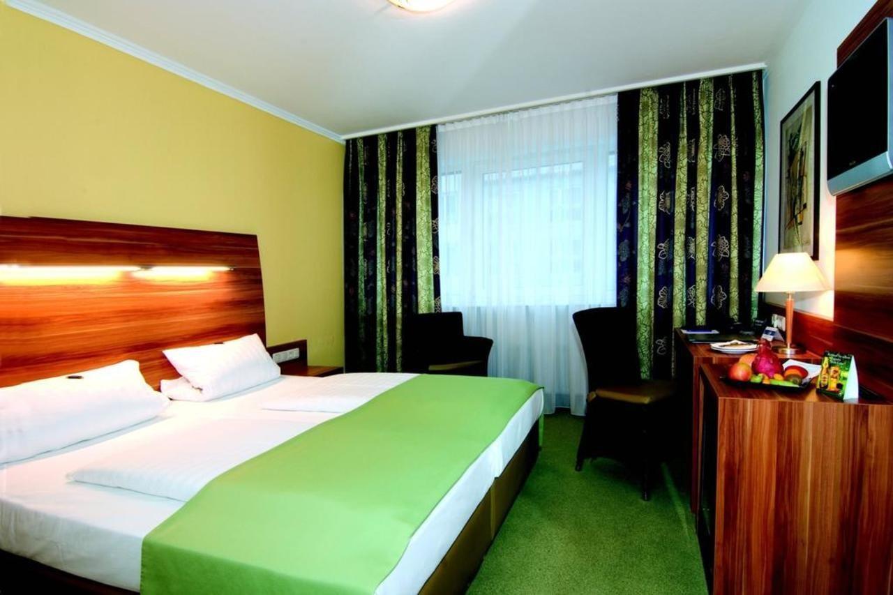 Hotel Wallis Munich Exterior photo