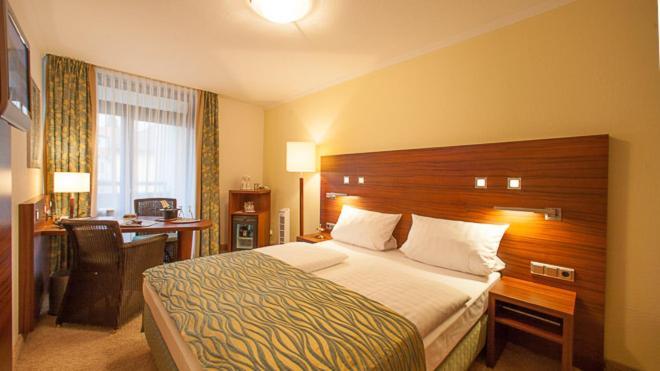 Hotel Wallis Munich Exterior photo